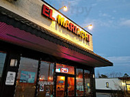 Taqueria El Mariachi inside