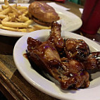 Cogburn's Big Wings food