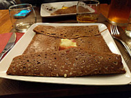 La Girafe Creperie food