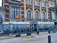 Le Bistrot De La Plage outside