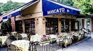 Moscato Scarsdale inside