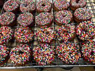 Baker's Dozen Donuts Coffee food