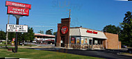 Huddle House outside