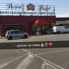 Royal Buffet outside