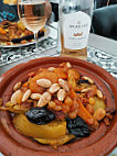 Aux Delices Du Maroc food