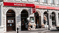 WEIN & CO Schottentor outside