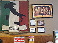 Fabiano's Pizzeria inside