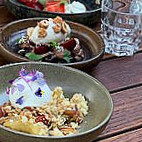 The Artisan - Kitchen and Urban Garden food