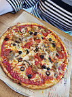 Blaze Pizza food