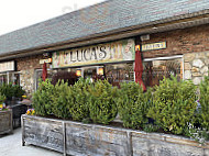 Luca's Ristorante outside