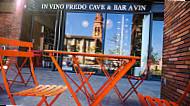 IN VINO FREDO inside