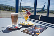 Restaurant Cockpit food