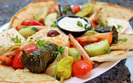 Prino's Mediterranean Grill food