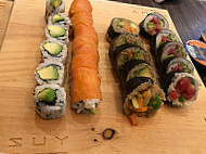 Yuzu Sushi Repentigny food