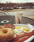 Broadway Bagels Cafe food