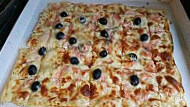 Olla Pizza food