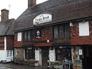 Kings Head outside