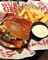 Red Robin Gourmet Burgers Spirits food