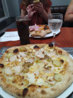 Pizzeria Henri Iv food