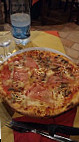 Pizzeria Zi Mari food