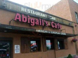 Abigail's Cafe outside