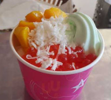 Seaside Yogurt food