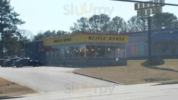 Waffle House outside