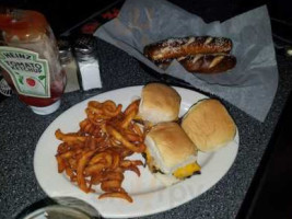 Styles Inn Sports Bar & Grill food