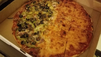 Imo's Pizza food