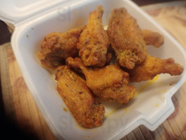 Grand Wings food