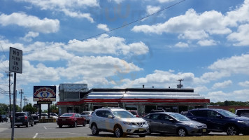 Silver Coin Diner outside