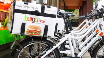 burgerme outside