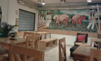 Cafe Caribe inside