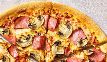 Pizza Hut food