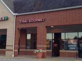 Thai Gourmet outside