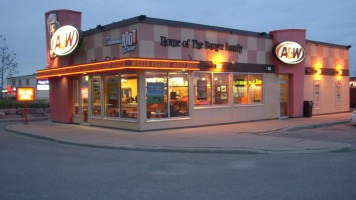 A&W Restaurant food