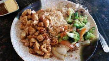 Fujiyama Japanese Steakhouse food