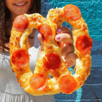 Wetzel's Pretzels food