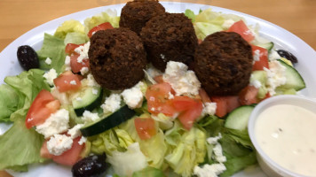 Uptowne Mediterranean food