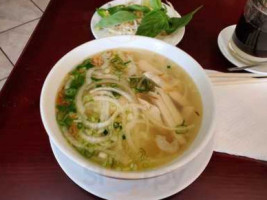 Pho Thanh Cong food