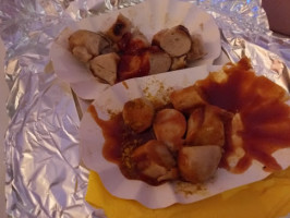 Fritten Und Currywurst food