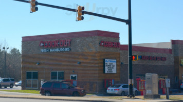 Cook Out outside