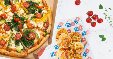 Domino's Pizza food