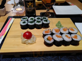 Tokyo Sushi food