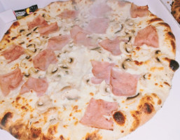 Pizza Presto food