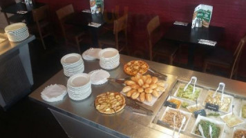 Pizza Hut food