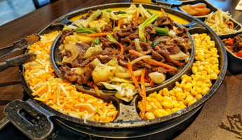 Ta Bom Korean Cuisine food