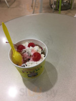 Fallbrook Froyo food