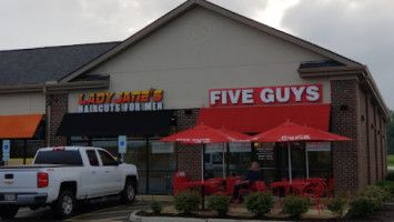 Five Guys inside