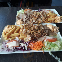 Lolave Kebab food